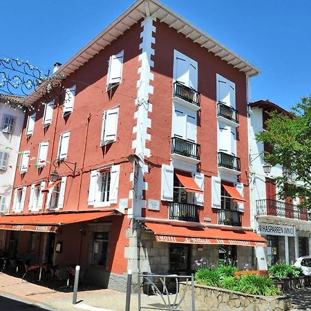 Hotel Les Tilleuls Hasparren Exteriör bild